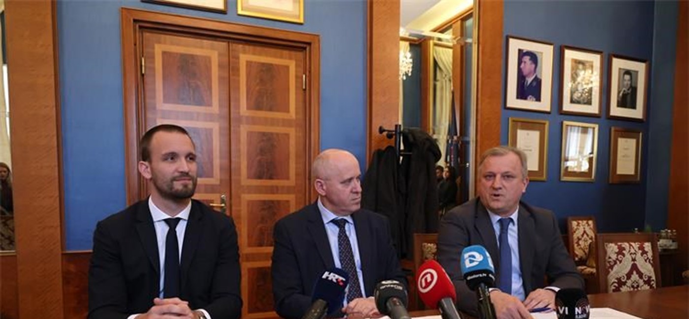 Ministri Bačić i Erlić u Zadru potpisali sporazum o financiranju tehničke pomoći pri provedbi urbanističkih projekata 